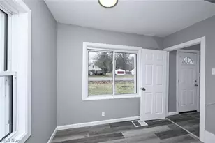 2255 Lake Rd, Akron, OH 44312 - Photo 10