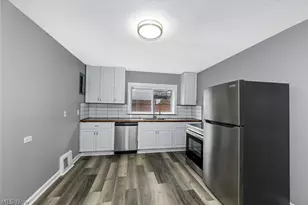 2255 Lake Rd, Akron, OH 44312 - Photo 16