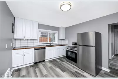 2255 Lake Road, Akron, OH 44312 - Photo 12