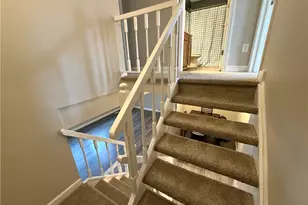 7415 N Chestnut Commons Dr, Mentor, OH 44060 - Photo 8