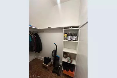 10518 Parkhurst Drive, Loveland, OH 44111 - Photo 6