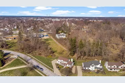 36505 Carriage Lane, Willoughby, OH 44094 - Photo 46