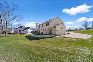 36505 Carriage Ln, Willoughby, OH 44094 - Photo 40