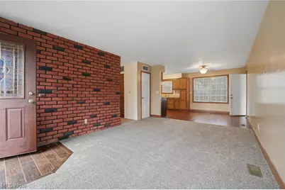 243 Jackson Street, Jefferson, OH 44047 - Photo 6