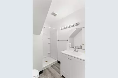 827 Michigan Avenue, Youngstown, OH 44504 - Photo 14