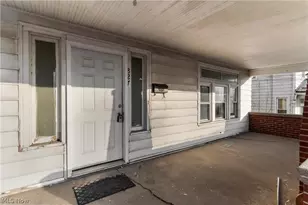 827 Michigan Ave, Youngstown, OH 44504 - Photo 4