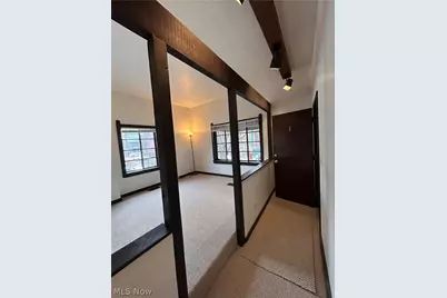 1707 W 31st Place, Loveland, OH 44113 - Photo 2