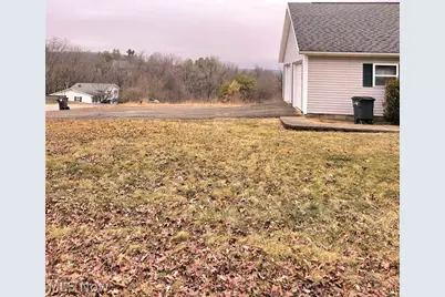 141 Meadowpark Drive, Cambridge, OH 43725 - Photo 4