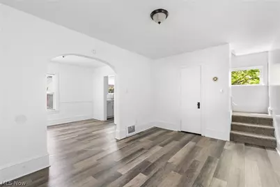 1210 17th Street NE, Canton, OH 44705 - Photo 6