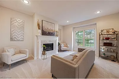 17431 Rambling Creek Trail, Chagrin Falls, OH 44023 - Photo 6