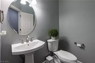 17431 Rambling Creek Trail, Chagrin Falls, OH 44023 - Photo 16