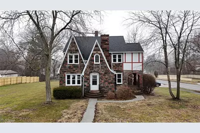 512 Clearmont Drive, Youngstown, OH 44511 - Photo 1