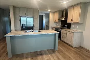 252 Front St, Philo, OH 43771 - Photo 4