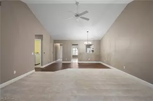 1458 Chesapeake Ave, Louisville, OH 44641 - Photo 6