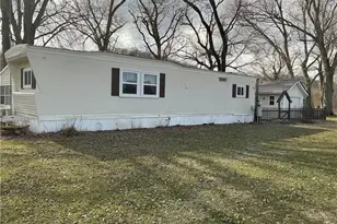 9385 N River Rd, Dresden, OH 43821 - Photo 6