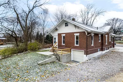 613 Wooster Road N, Barberton, OH 44203 - Photo 6