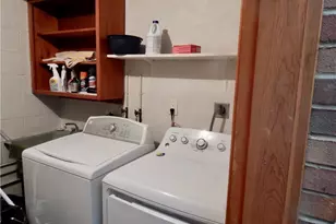 25320 Country Club Blvd, North Olmsted, OH 44070 - Photo 32