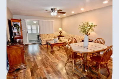 25320 Country Club Boulevard #17, North Olmsted, OH 44070 - Photo 6