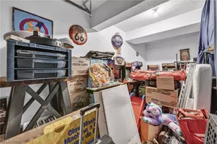 3194 Castleton Ct, Akron, OH 44312 - Photo 36