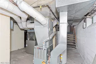 12509 Britton Dr, Loveland, OH 44120 - Photo 16