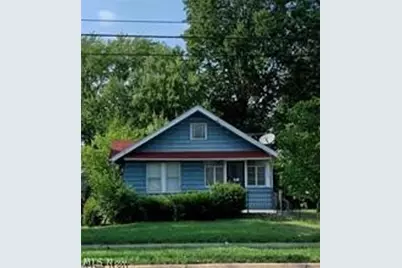 1035 E Archwood Avenue, Akron, OH 44306 - Photo 1
