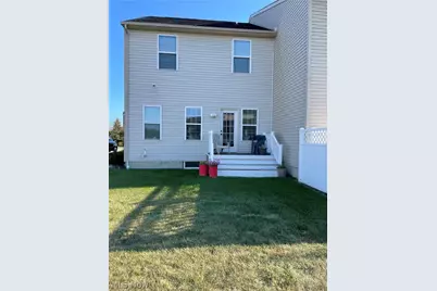 100 River Rock Way, Berea, OH 44017 - Photo 16