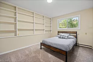 621 Van Oaks Dr, Amherst, OH 44001 - Photo 24