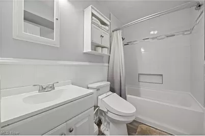 621 Van Oaks Drive, Amherst, OH 44001 - Photo 18