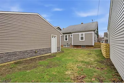 2148 Northland Avenue, Oakwood, OH 44107 - Photo 30