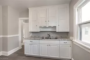 14112 Edgewood Ave, Loveland, OH 44128 - Photo 12
