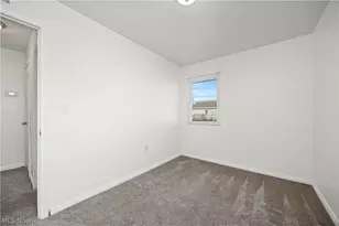 171 S Logan St, Elyria, OH 44035 - Photo 16