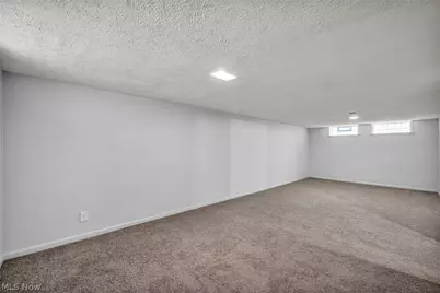 5085 W 6th Street, Brooklyn Heights, OH 44131 - Photo 22