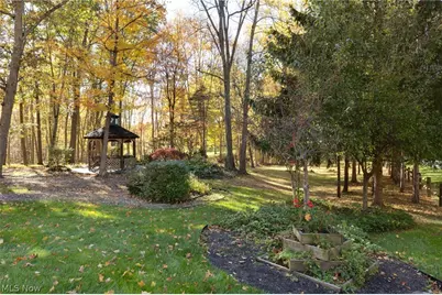 200 Greentree Circle, Aurora, OH 44202 - Photo 14