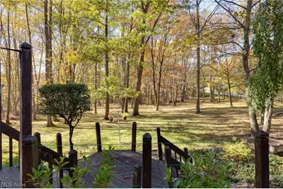 200 Greentree Circle, Aurora, OH 44202 - Photo 12