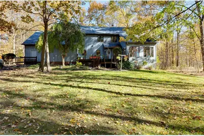 200 Greentree Circle, Aurora, OH 44202 - Photo 8