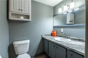 13390 Ravenna Ave NE, Hartville, OH 44632 - Photo 38