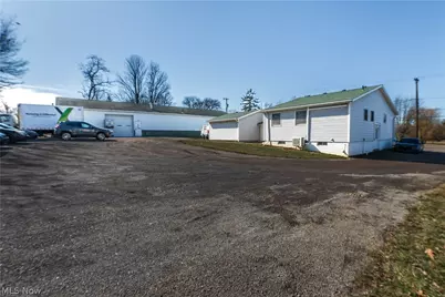 13390 Ravenna Avenue NE, Hartville, OH 44632 - Photo 6