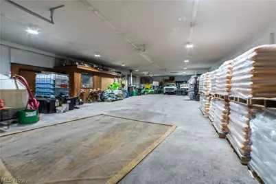 13390 Ravenna Avenue NE, Hartville, OH 44632 - Photo 34