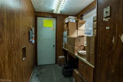 13390 Ravenna Avenue NE, Hartville, OH 44632 - Photo 36