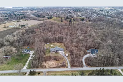 2252 Applegrove Street NE, Canton, OH 44721 - Photo 32