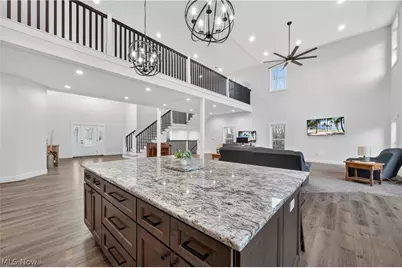 2252 Applegrove Street NE, Canton, OH 44721 - Photo 4