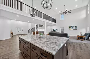 2252 Applegrove St NE, Canton, OH 44721 - Photo 4