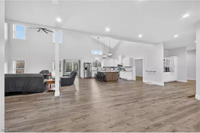 2252 Applegrove Street NE, Canton, OH 44721 - Photo 6