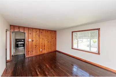 125 E 30th Street, Lorain, OH 44055 - Photo 8