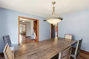 951 S Azalea Blvd, Barberton, OH 44203 - Photo 30