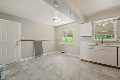 14625 Milverton Road, Loveland, OH 44120 - Photo 6