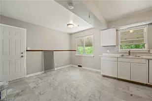 14625 Milverton Rd, Loveland, OH 44120 - Photo 6