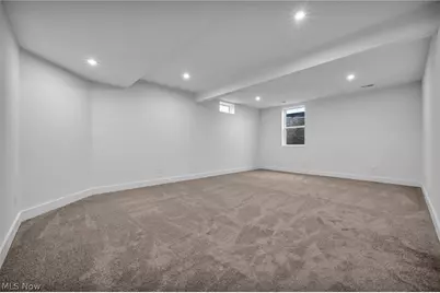 3621 Great Windsor Lane, Green, OH 44685 - Photo 36