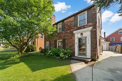 17912 Lomond Boulevard, Huber Heights, OH 44122 - Photo 2
