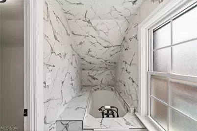 17912 Lomond Boulevard, Huber Heights, OH 44122 - Photo 32